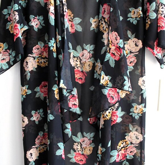 LulaRoe Kimono Women's Small Black with Floral Print - Picture 3 of 6